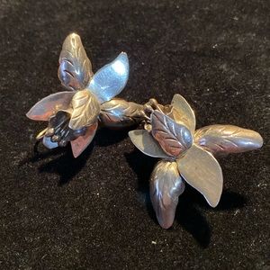925 Mexico Sterling Silver-Iris Flower